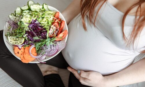 Dieta w ciąży: Przepisy na smaczne i zdrowe obiady